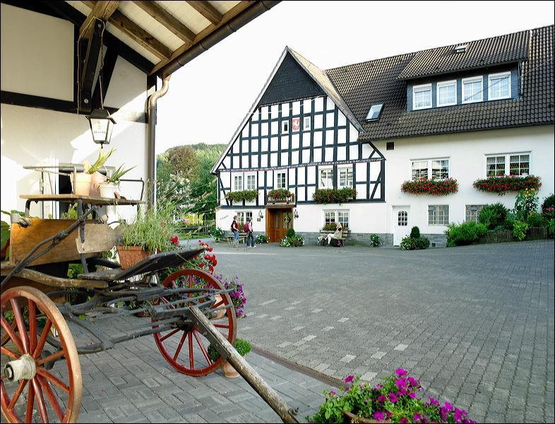 Hotel Klaukenhof Lennestadt Kültér fotó